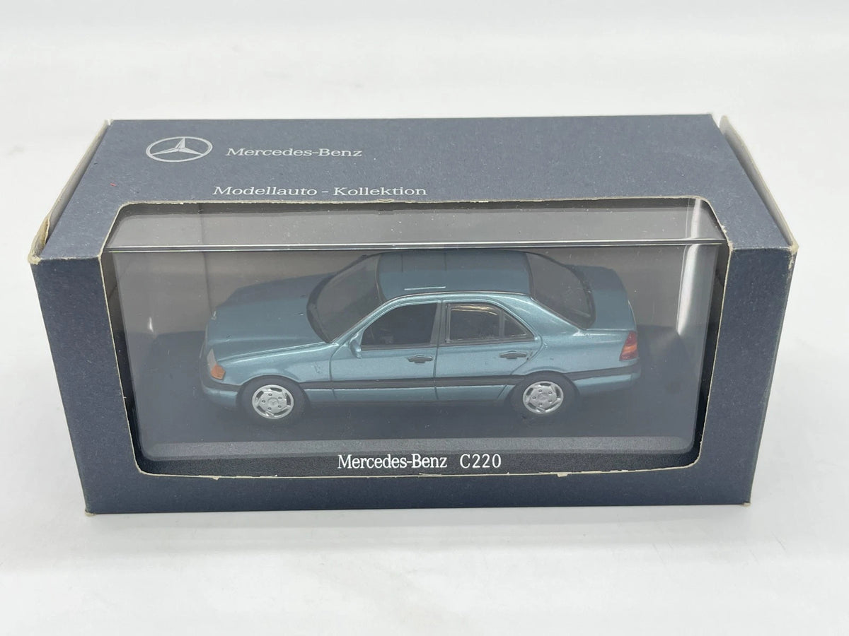 Modellautos 1:43 Minichamps Mercedes Benz C220 mit OVP