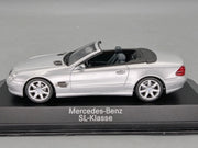 Modellautos 1:43 Minichamps Mercedes Benz SL Klasse Silber Metallic Dealer OVP