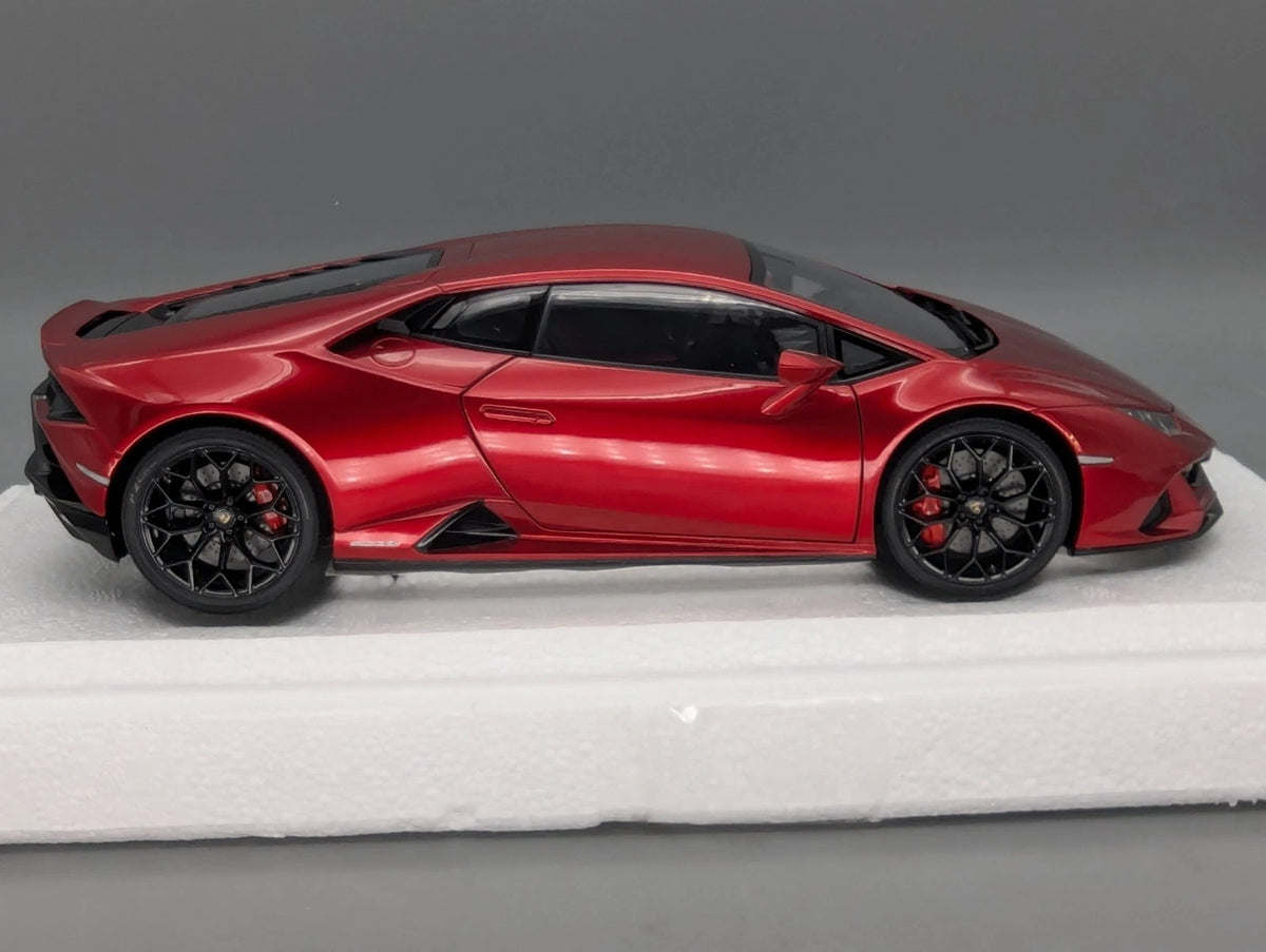 Modellautos 1:18 AUTOart 79213 Lamborghini Huracan EVO Rosso Bia mit OVP