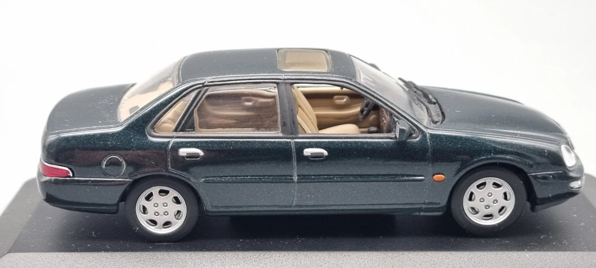 Modellautos 1:43 Minichamps Ford Scorpio Saloon 1995 green metallic OVP