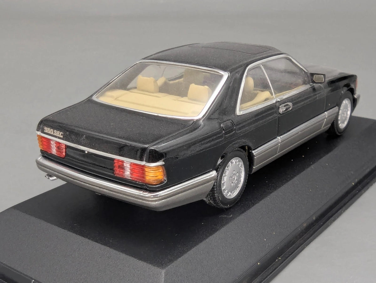 Modellautos 1:43 Minichamps Mercedes Benz 560 SEC 1986 Schwarz mit OVP