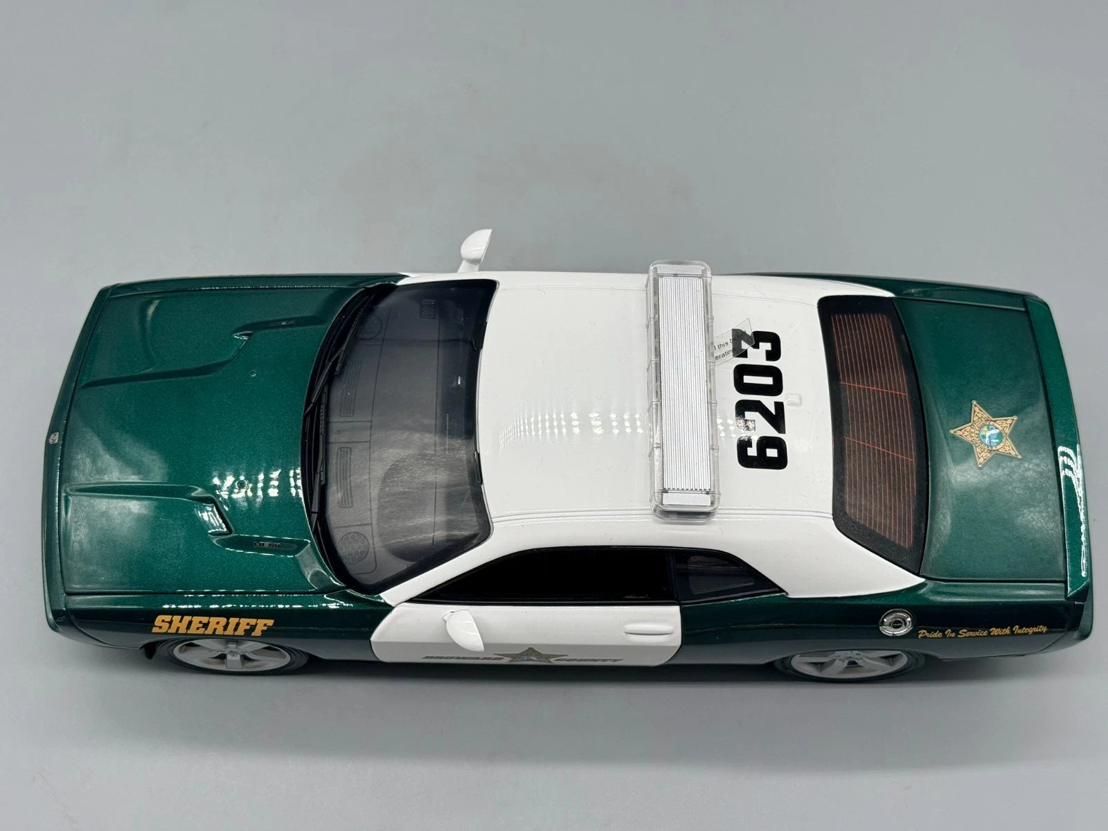 Modellautos 1:18 ACME Dodge Challenger 2009 Broward County limitiert mit OPV