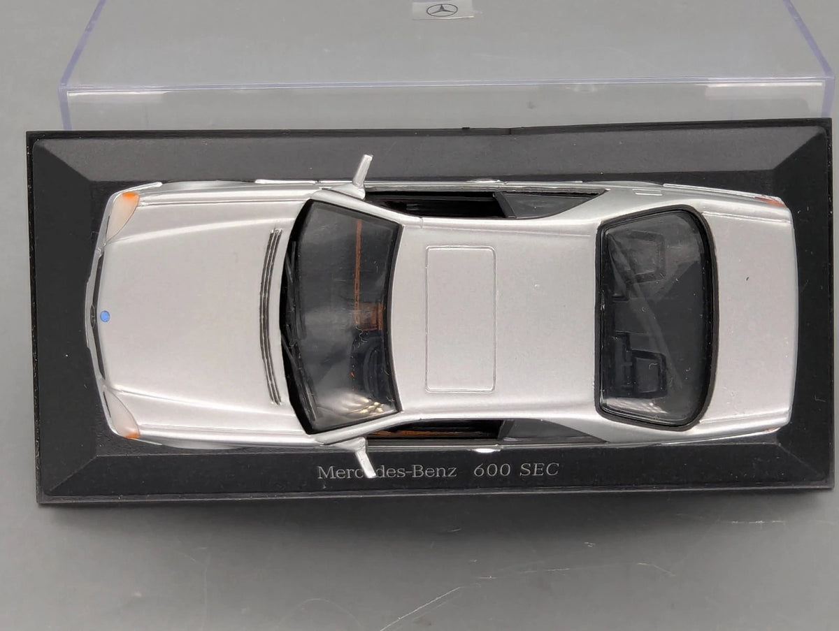Modellautos 1:43 Minichamps Mercedes Benz 600 SEC mit  Dealer OVP
