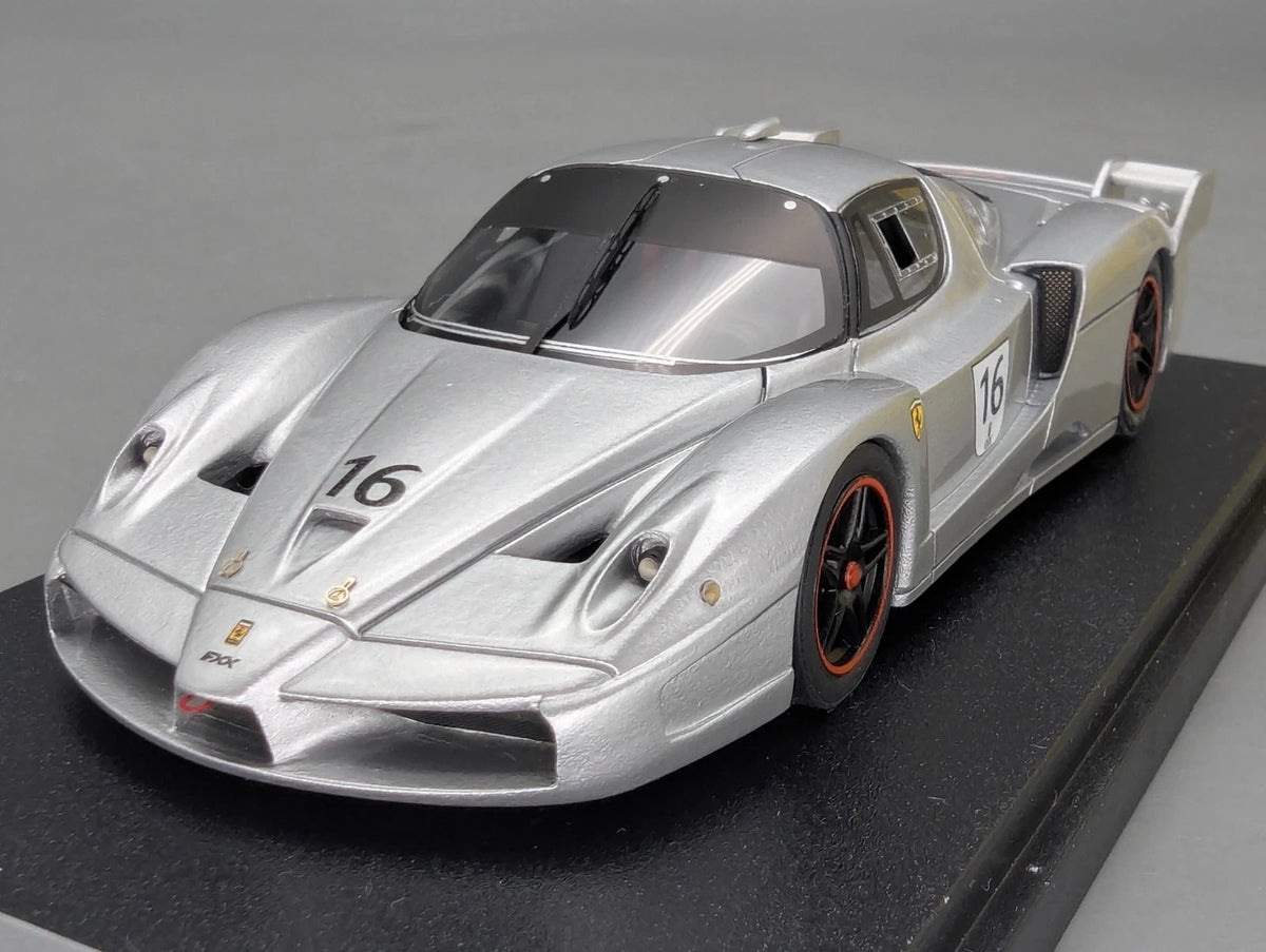 Modellautos 1:43 BBR Ferrari FXX  2006 Silber #16 Ltd 04/10 mit Vitrine und OVP