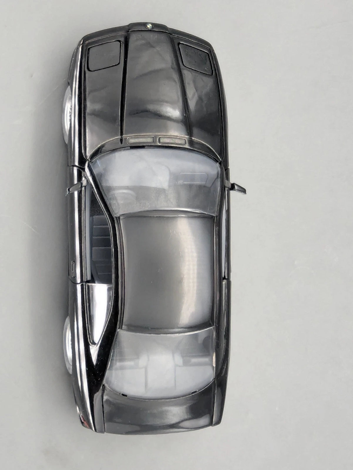 Modellautos 1:24 Schabak BMW 850i Schwarz mit OVP