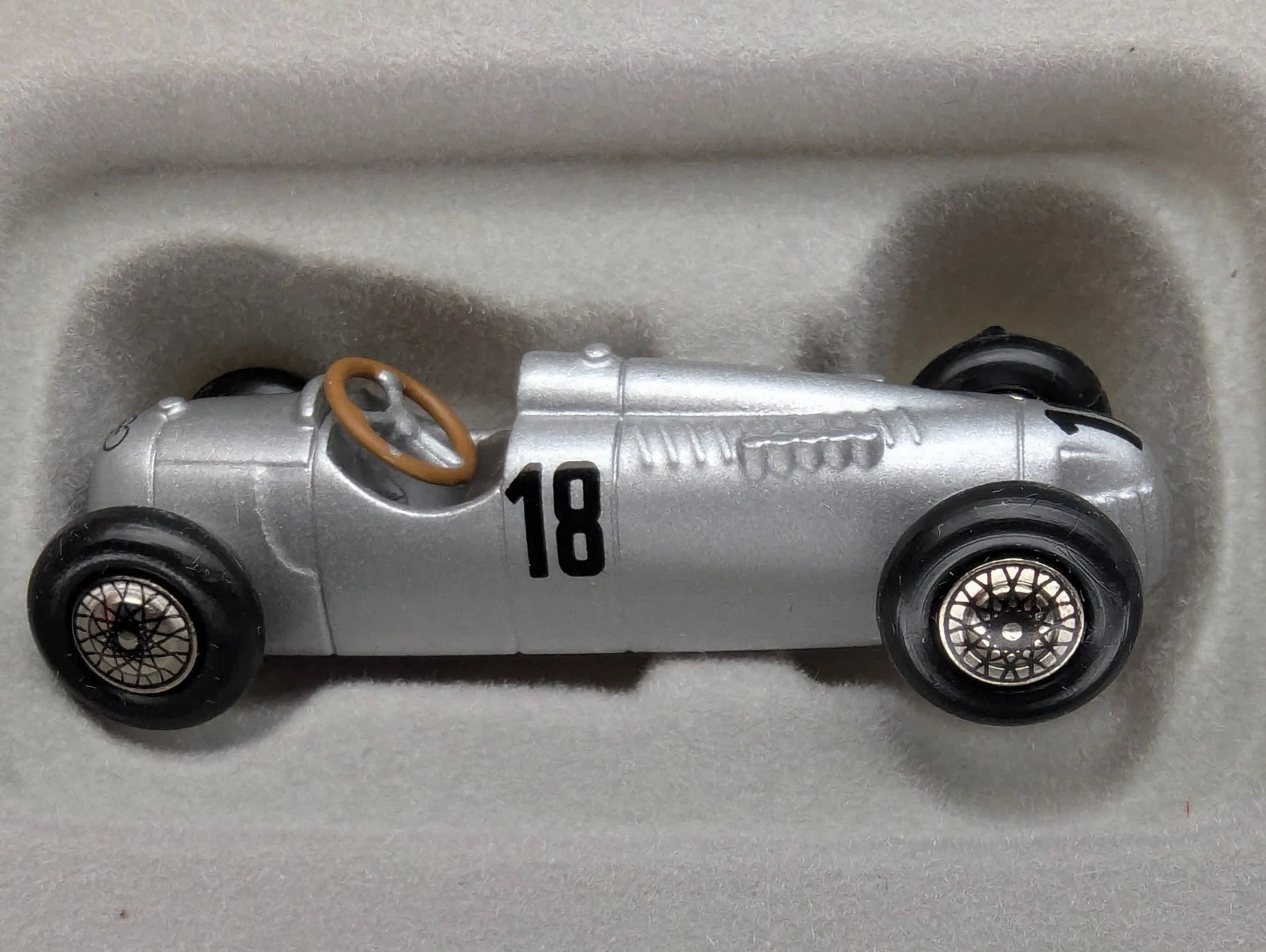 Modellautos 1:90 Schuco Piccolo Auto Union Typ C Eifelrennen 1936 #18 in OVP