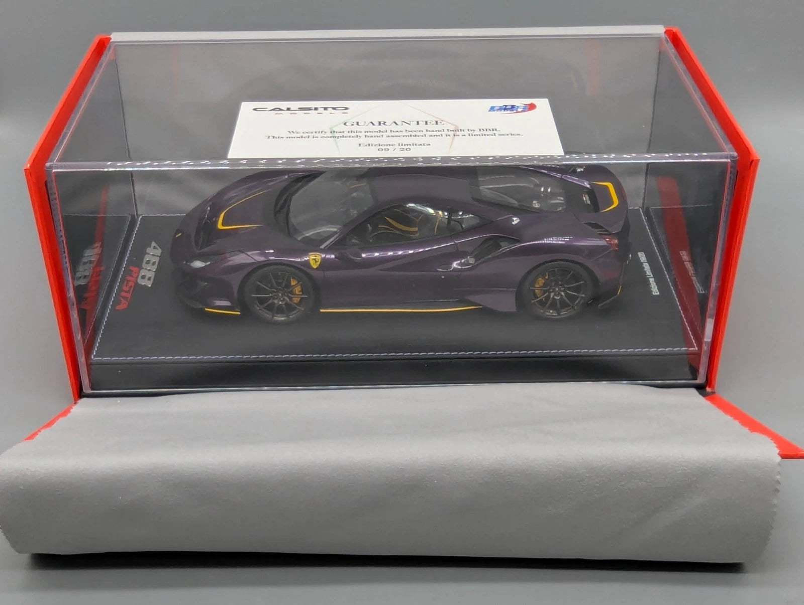 Modellautos 1:18 BBR CALSITO Ferrari 488 Pista Dubai Ltd 09/20 Stck in OVP