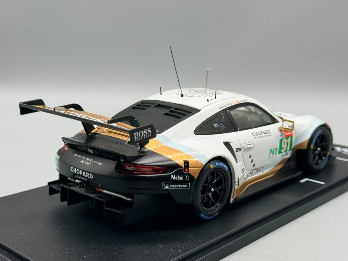 Modellautos 1:18 Ixo Porsche 911 RSR Le Mans 24h 2019 #91 mit OVP