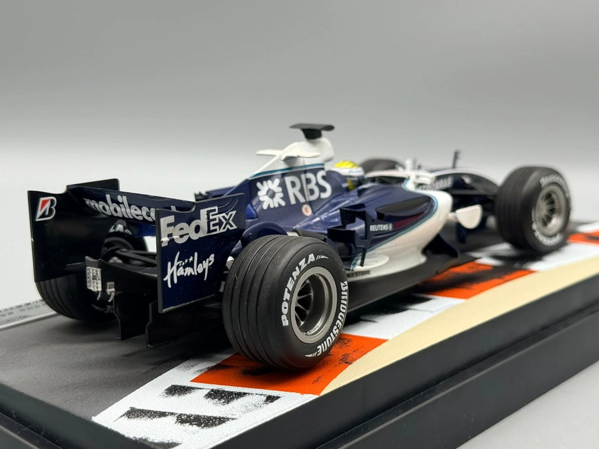 Modellautos 1:18 Hot Wheels Racing Nico Rosberg 2006 Sakhir Circuit Bahrain +OVP