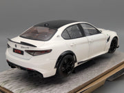 Modellautos 1:18 Solido Alfa Romeo Giulia GTA Blanco Trofeo 2022 OVP