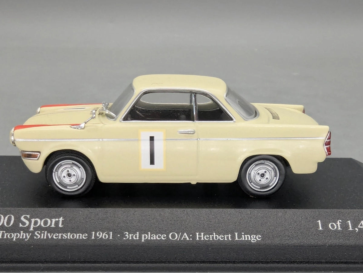 Modellautos 1:43 Minichamps BMW 700 Sport Silverstone 1961 #1 Herbert Linge  OVP