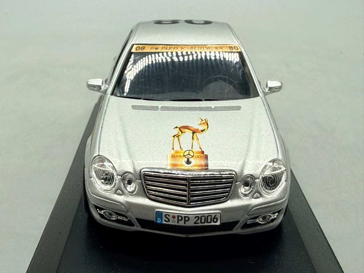Modellautos 1:43 Minichamps Mercedes-Benz E-Klasse Rally Paris–Peking +Umkarton