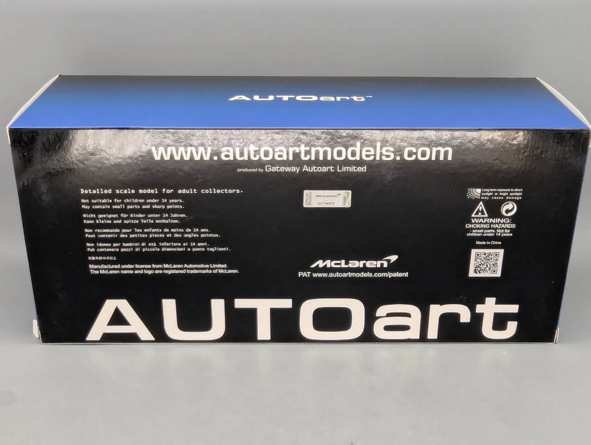 Modellautos 1:18 AUTOart 76087 McLaren Speedtail Volcano Red mit OVP