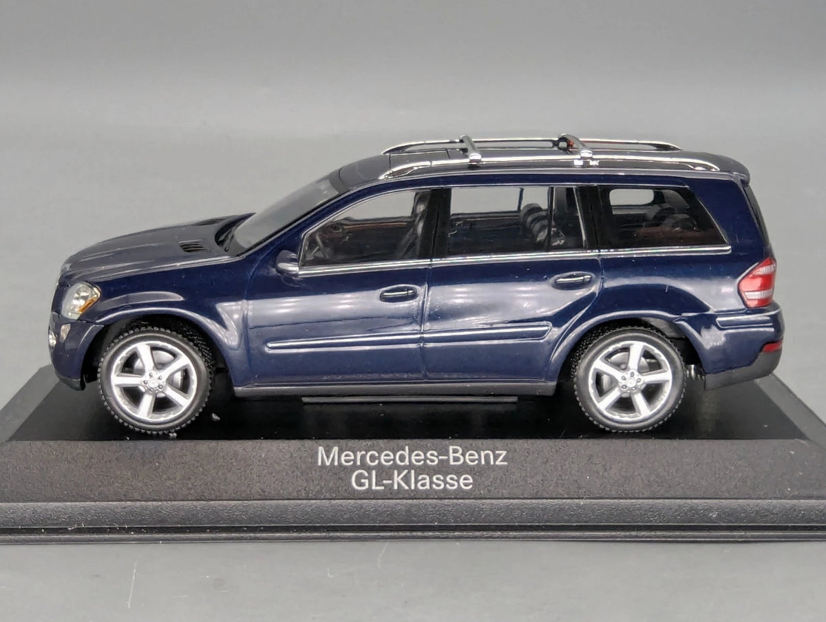 Modellautos 1:43 Minichamps Mercedes Benz GL-Klasse Tansanit-Blau Dealer OVP