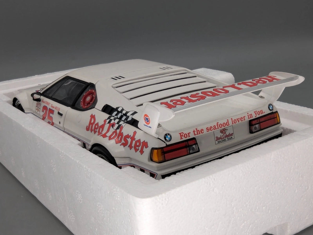 Modellautos 1:18 Minichamps BMW M1 Red Lobster WINNER Riverside 1981 #25 mit OVP