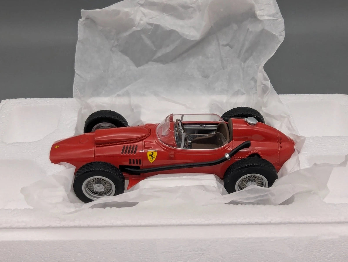 Modellautos 1:18 CMR 163 Ferrari Dino 246 F1 Plain Body Edition Red OVP