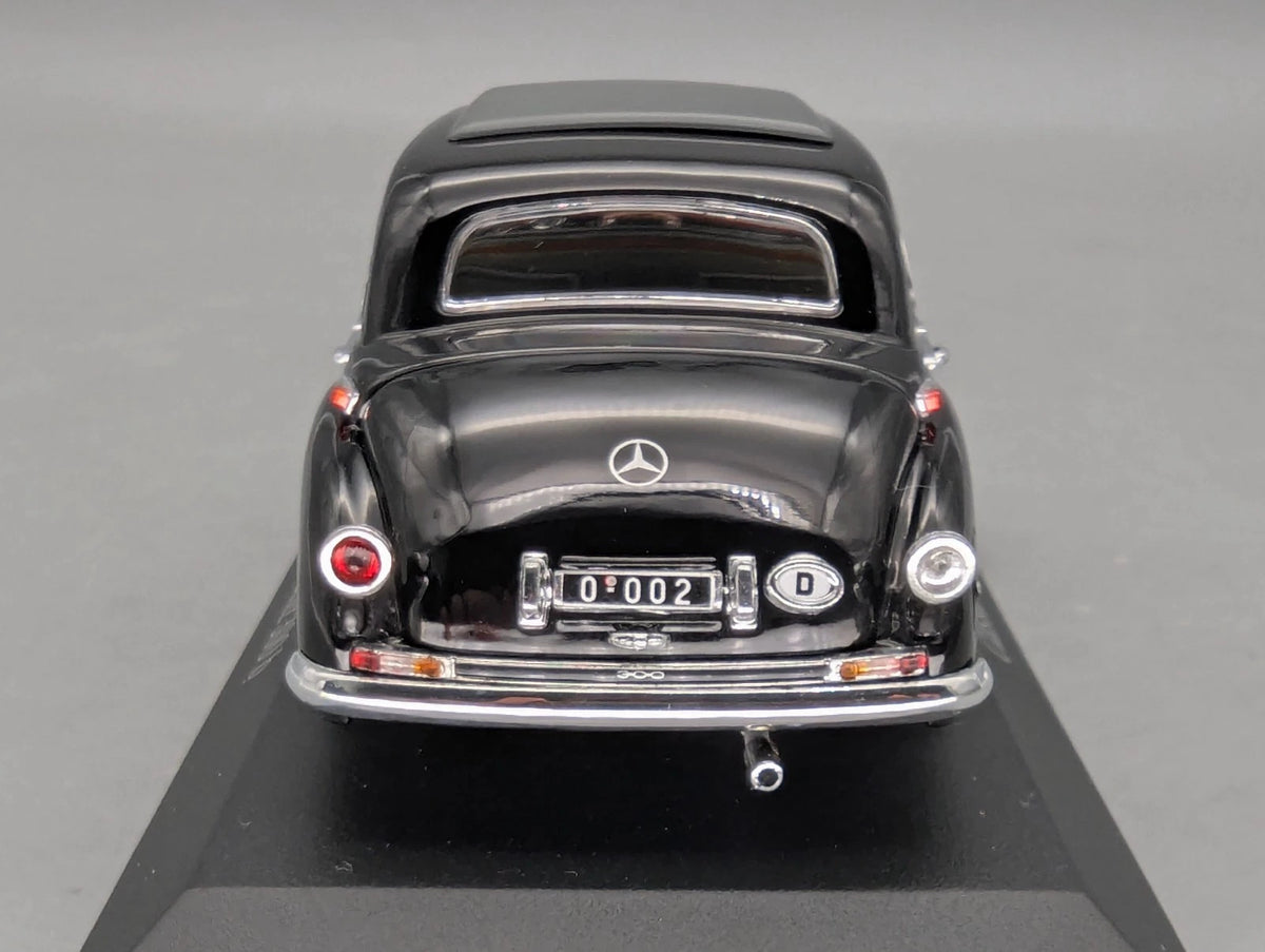 Modellautos 1:43 Minichamps Mercedes Benz 300 b Konrad Adenauer mit Dealer OVP