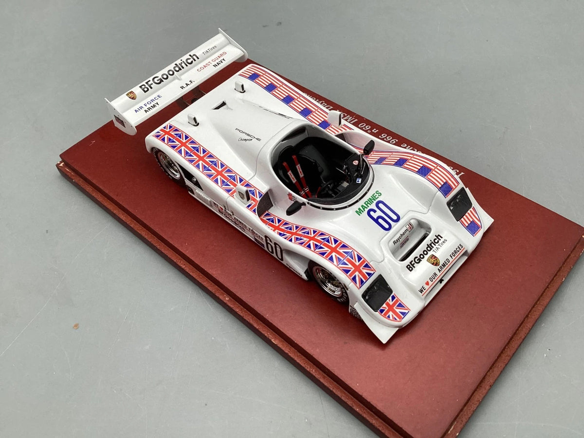 Modellautos 1:43 TrueScale TSM Porsche 966 IMSA Daytona 1991 mit Vitrine