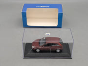 Modellautos 1:43 Minichamps Ford Focus Rot Metallic mit Dealer OVP