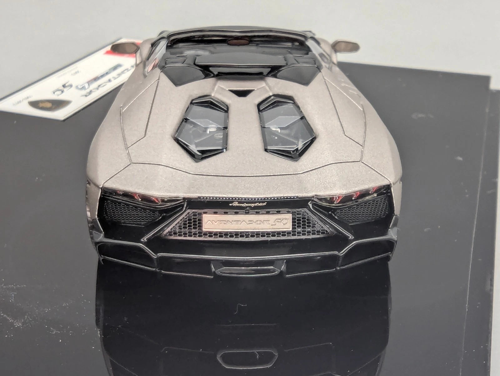 Eidolon Make Up 1:43 Lamborghini Aventador LP720-4 Roadster 2013 Engine Set OVP
