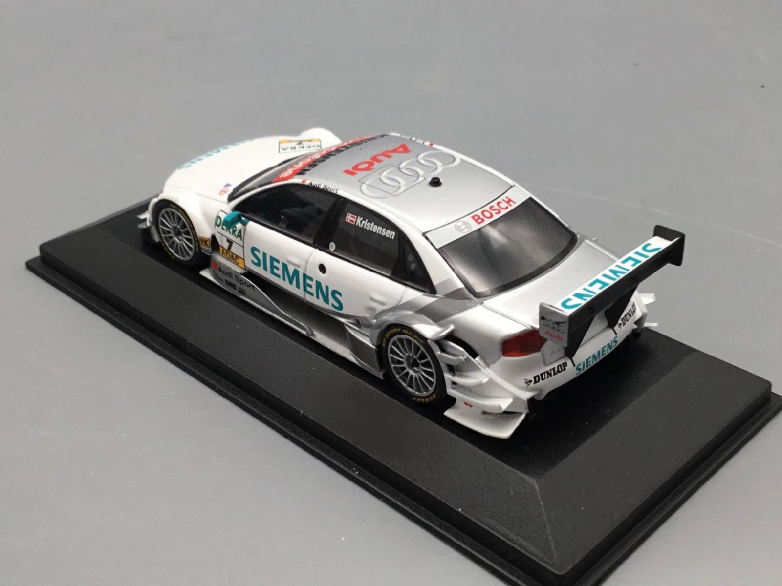 Modellautos 1:43 Minichamps Audi A4 DTM 2007 Kristensen #7 in OVP
