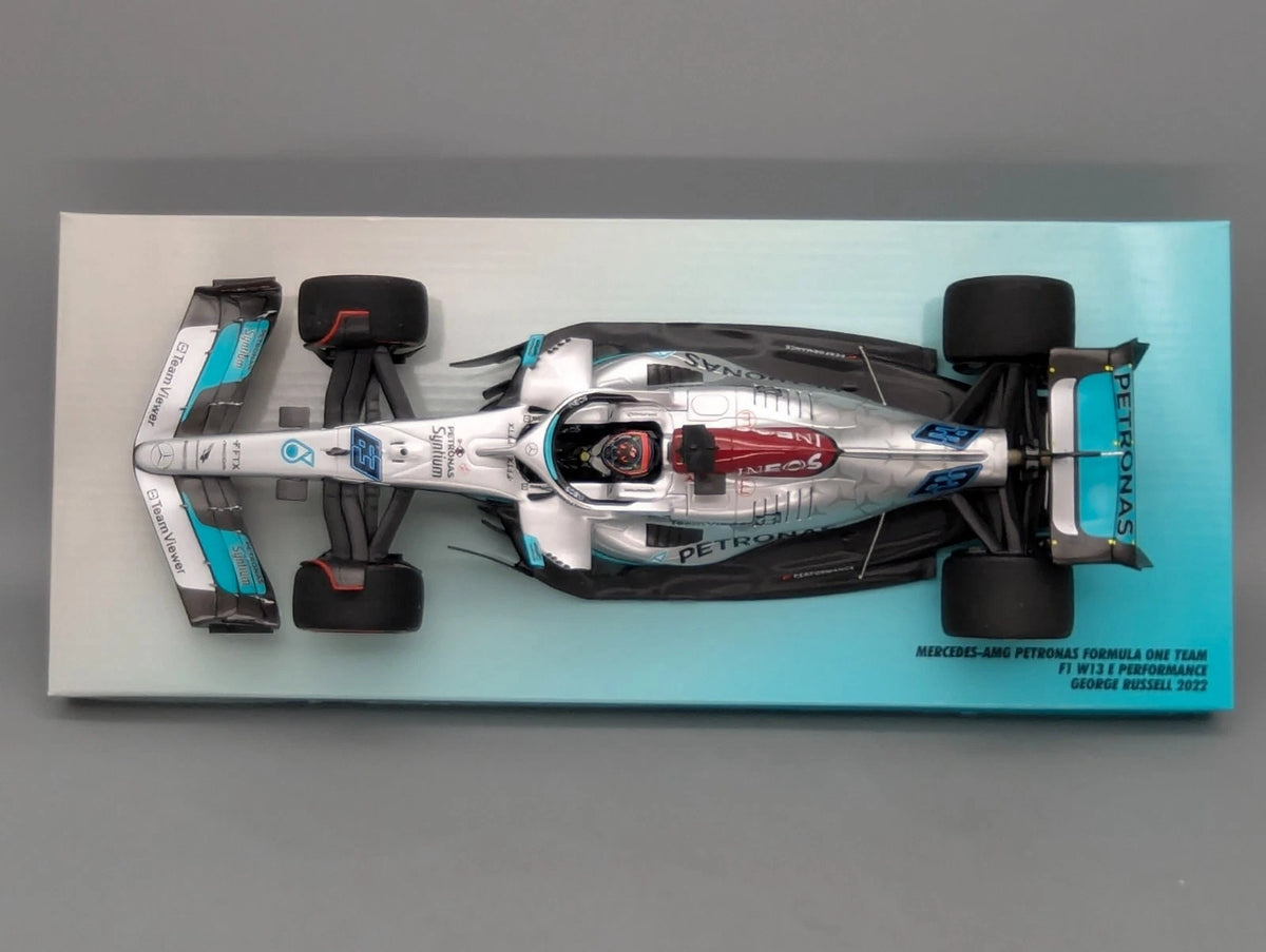 Modellautos  1:18 Minichamps Mercedes AMG Petronas F1 W 13 E #63 G. Russell OVP