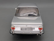 Modellautos 1:18 Kyosho BMW 2002 tii Silber mit OVP
