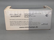 Modellautos 1:43 Minichamps Audi A4 B7 Avus Silber Metallic mit Dealer OVP