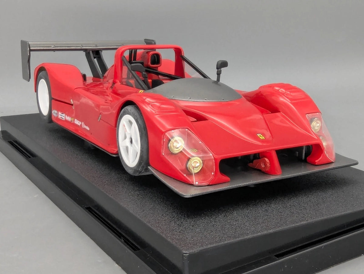 Modellautos 1:18 Hot Wheels Elite Ferrari F333 SP Red in OVP