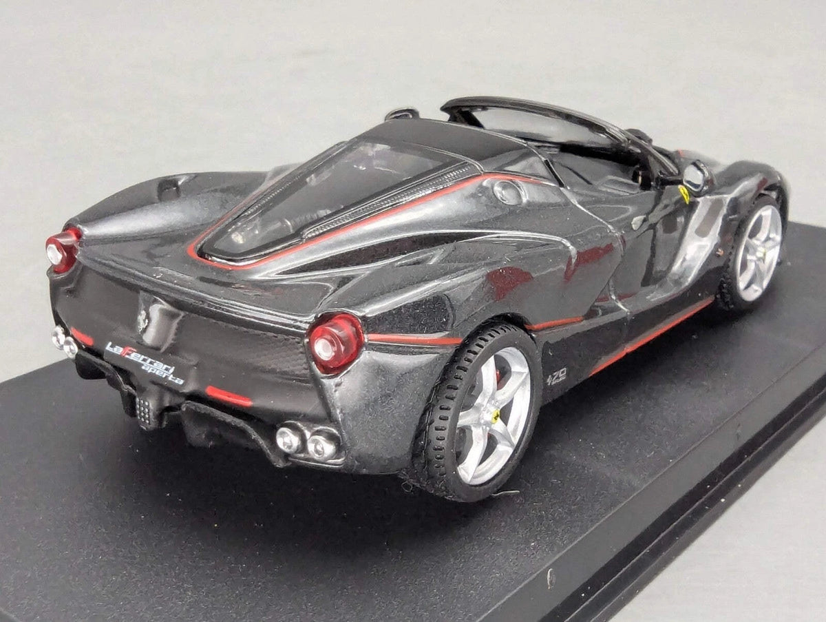 Modellautos 1:43 Bburago Ferrari LaFerrari Aperta Schwarz mit OVP
