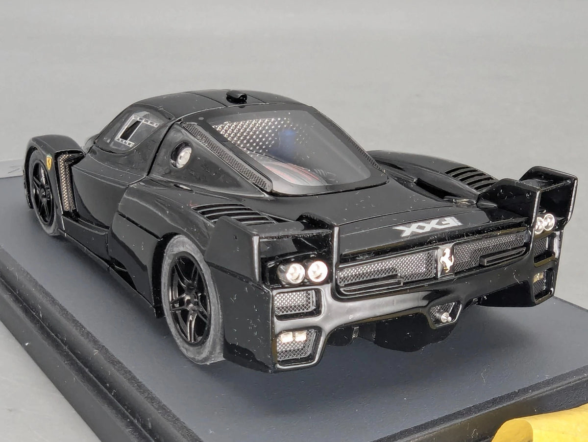 Modellautos 1:43 BBR Ferrari FXX  2006 Black mit Vitrine + OVP
