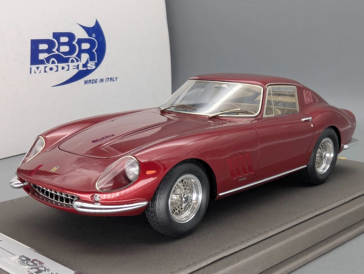 Modellautos 1:18 BBR Ferrari 275 GTB/4 1966 S/N 09925 01/16 mit Vitrine und OVP