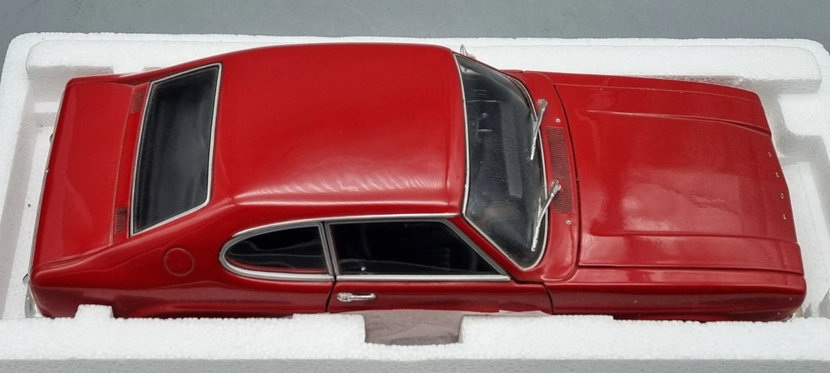 Modellautos 1:18 Minichamps 180 089001 Ford Capri 1700 GT 1969 rot OVP