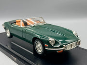 Modellautos 1:18 Road Signature Jaguar E-Type 1971 mit OVP