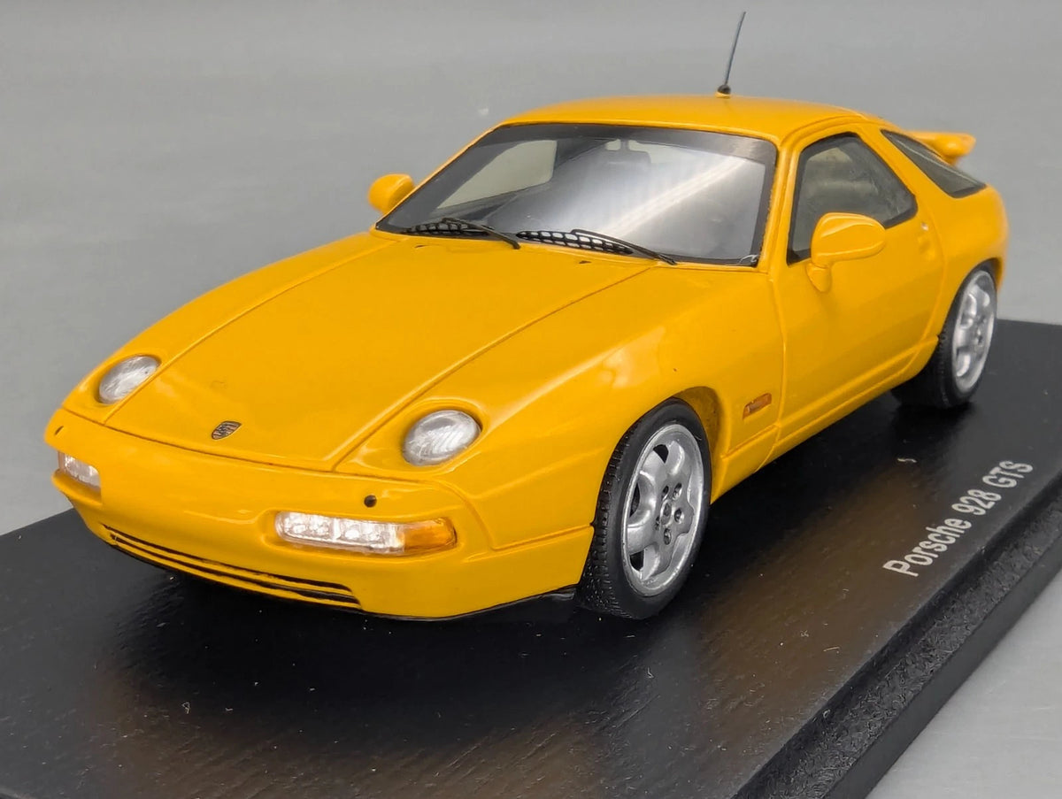 Modellautos 1:43 Spark PD04311015 Porsche 928 GTS Gelb mit OVP