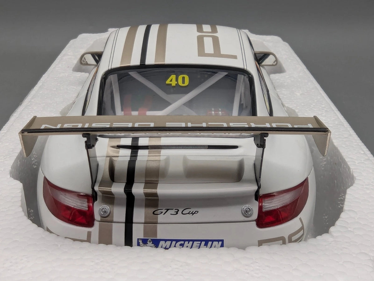 Modellautos 1:18 AUTOart Porsche 911 GT3 Cup #40 VIP Car mit WAP Dealer OVP