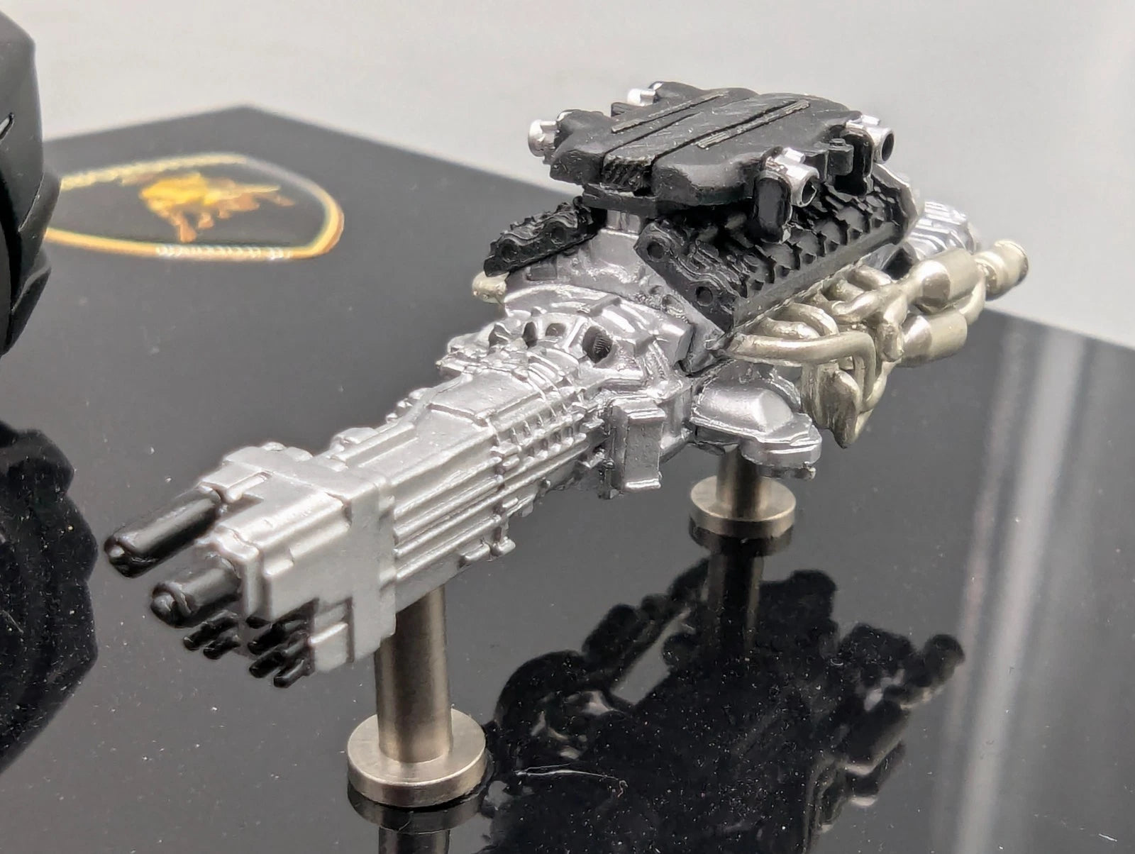 Eidolon Make Up 1:43 Lamborghini Aventador LP700-4 2011 Engine Set Matt Blck OVP