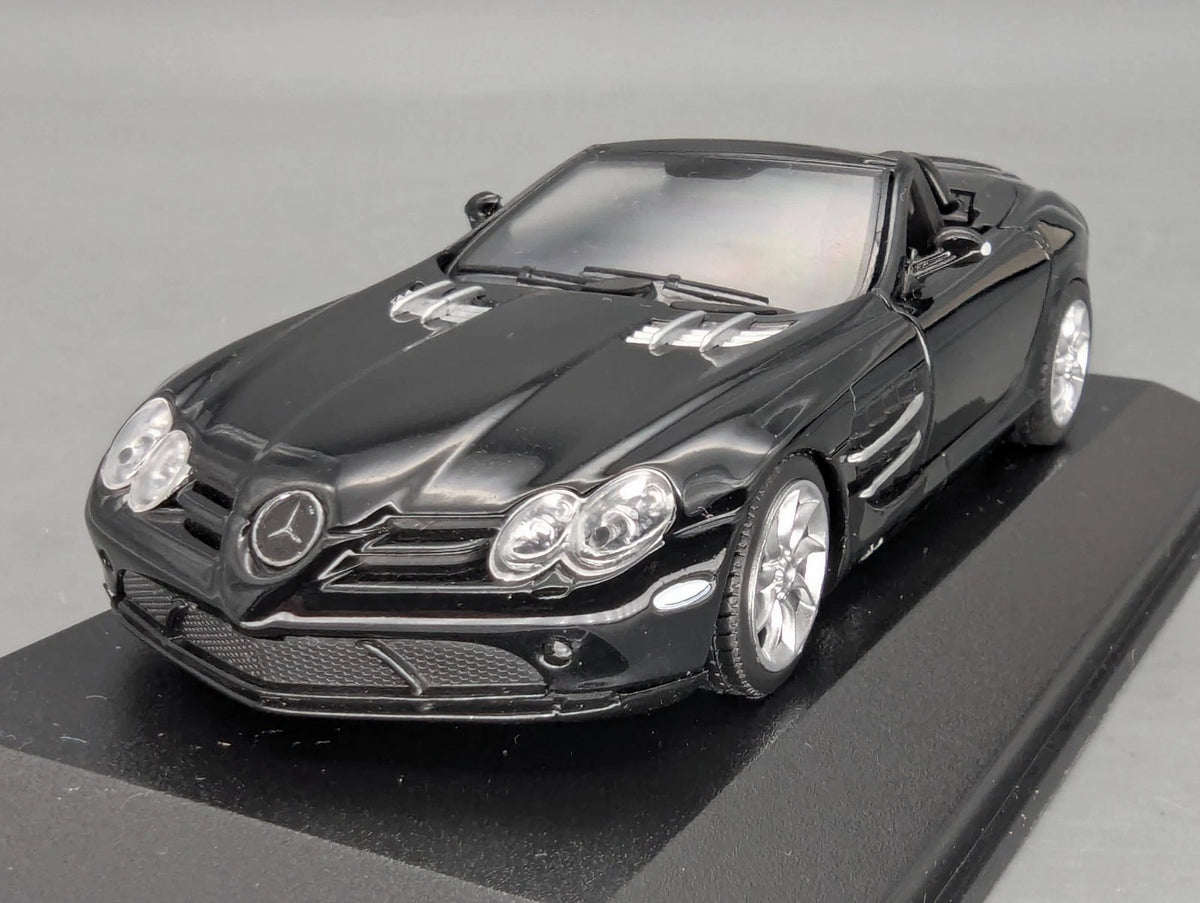 Modellautos 1:43 Minichamps Mercedes Benz SLR McLaren Roadster 2007 mit OVP