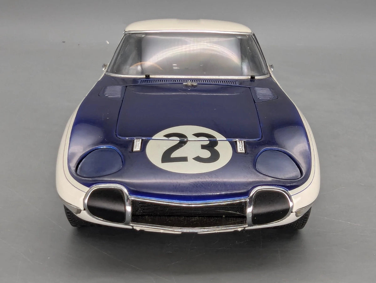 Modellautos 1:18 AUTOart Millenium 86815 Toyota 2000 GT SCCA 1968 #1 mit OVP
