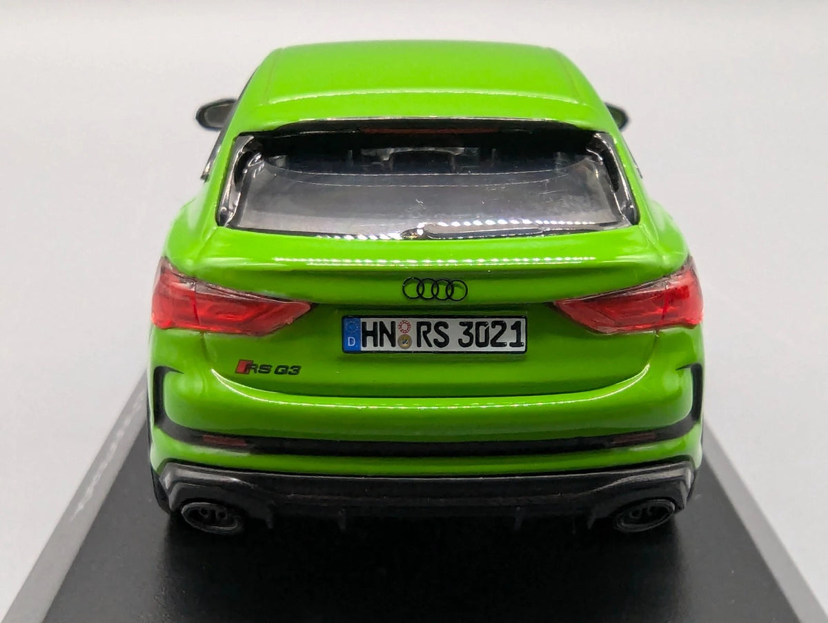 Modellautos 1:43 Minichamps Audi RS Q3 Sportback Kyalami-Grün mit Dealer OVP