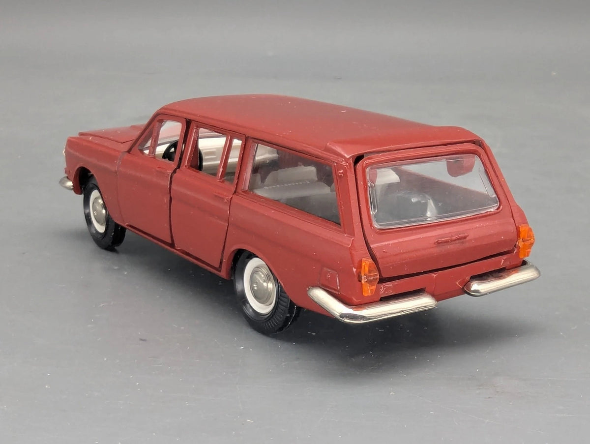 Modellautos 1:43 Agat / Tantal / Saratov GAZ-24-02 Wolga Kombi-Version mit OVP