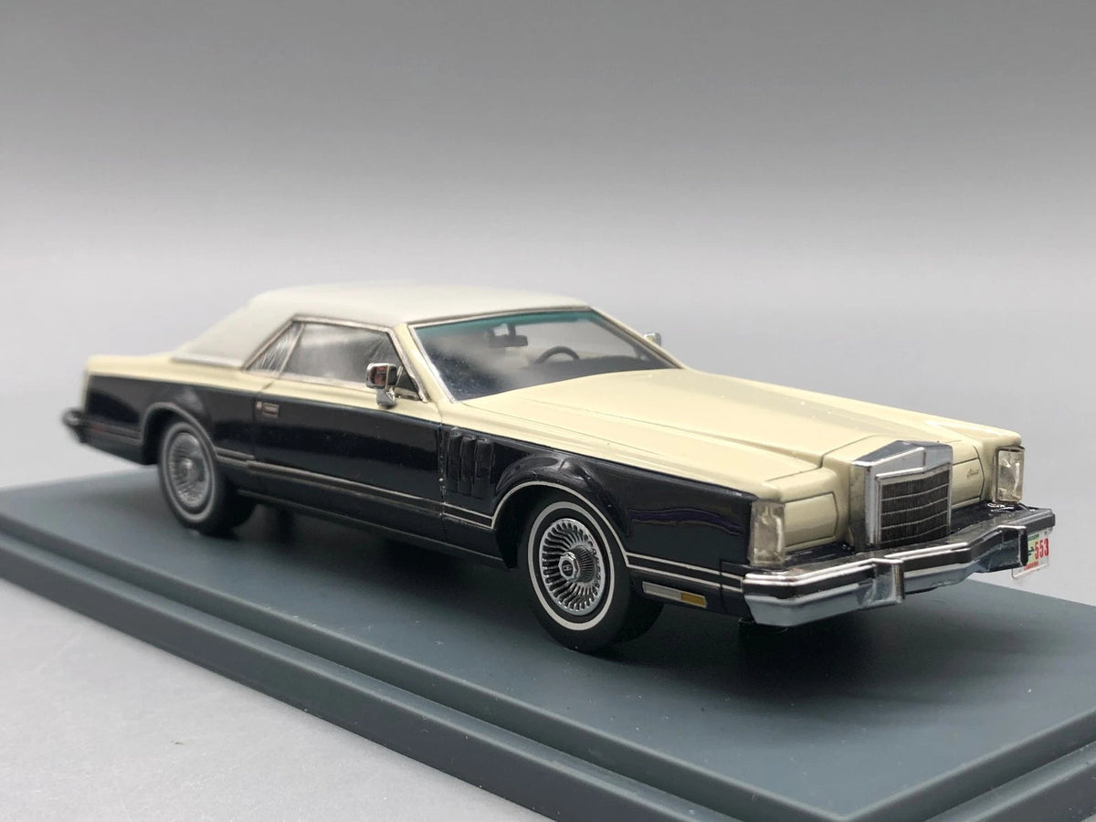 Modellautos 1:43 Neo Scale Models Lincoln Continental Mark V mit OVP