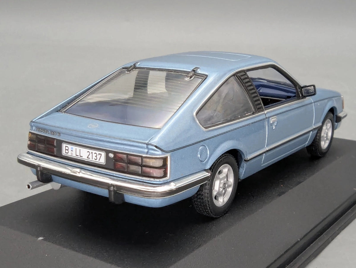 Modellautos 1:43 Minichamps Opel Monza 1980 Blau Metallic mit OVP