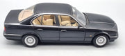 Modellautos 1:18 Minichamps 100 024000 BMW 535i 1988 black OVP