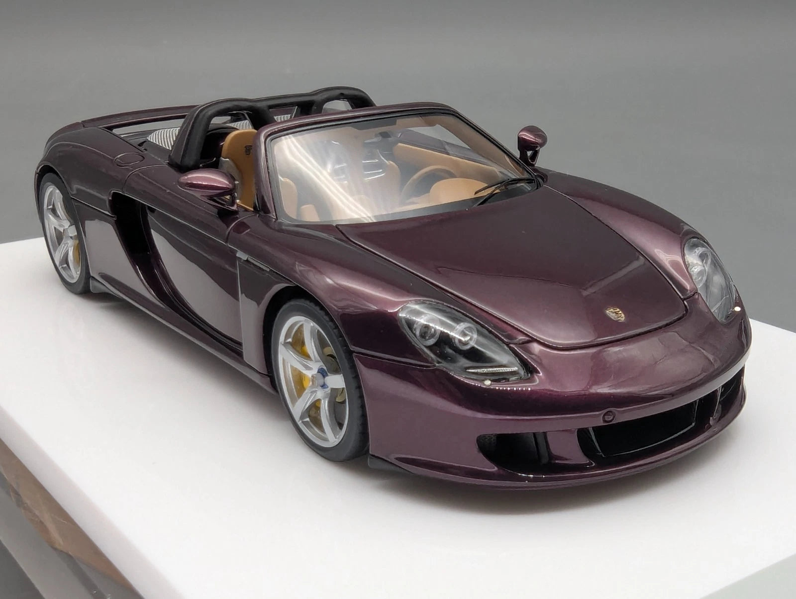 Eidolon Make Up 1:43 Porsche Carrera GT 2004 Amethyst Met. Ltd 43/60 Stck OVP