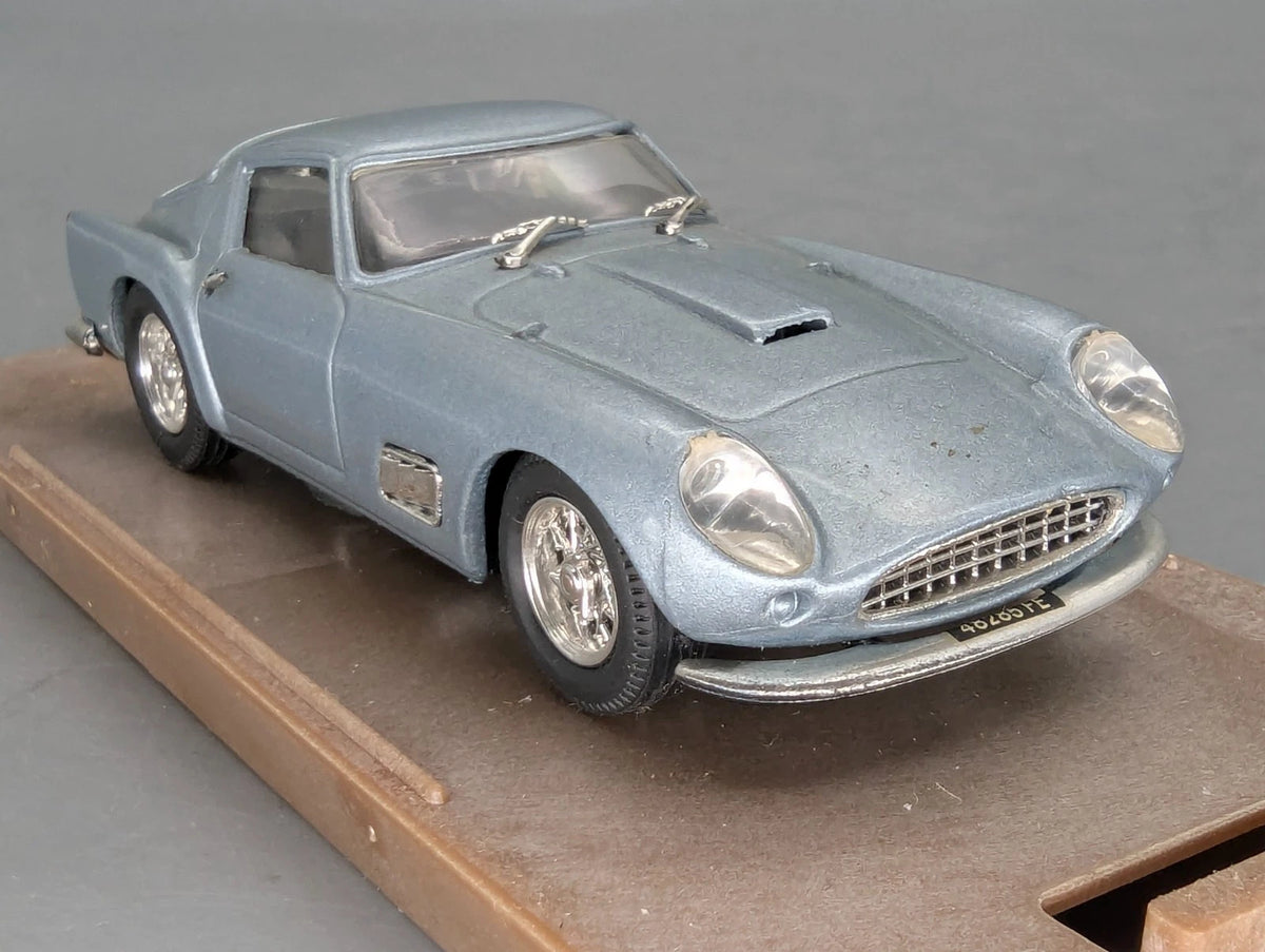Modellautos 1:43 Box Model 8425 Ferrari 250 TdF Stradale Silberblau mit OVP