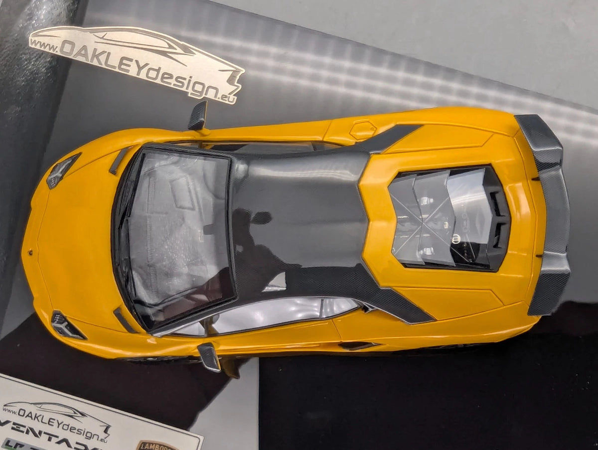 Eidolon Make Up 1:43 Lamborghini Aventador LP760-2 Engine Set Oakley Gelb OVP