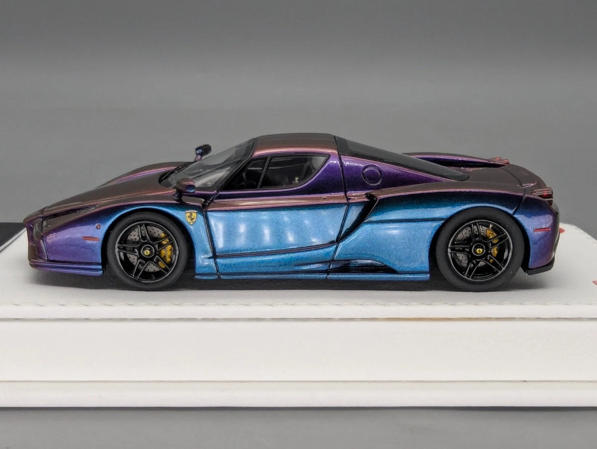Modellautos 1:43 BBR Executive Ferrari Enzo Ferrari Chameleon Gloss 22/40 OVP
