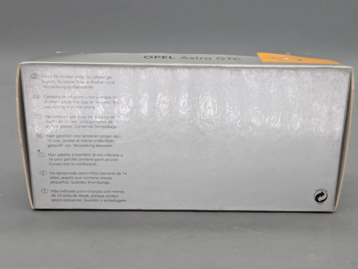 Modellautos 1:43 Minichamps Opel Astra GTC Blau Metallic mit Dealer OVP