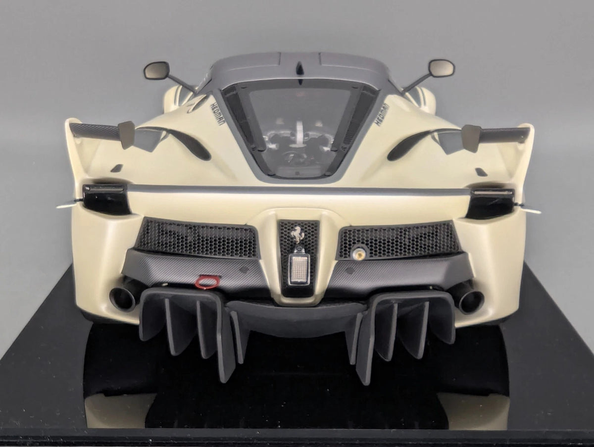 Modellautos 1:12 BBR Ferrari FXX-K Car #10 Fuji White Matt Ltd 05/10 Vitrine OVP
